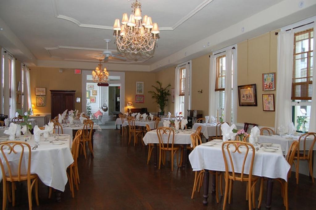 The Chalfonte Hotel Cape May Ngoại thất bức ảnh